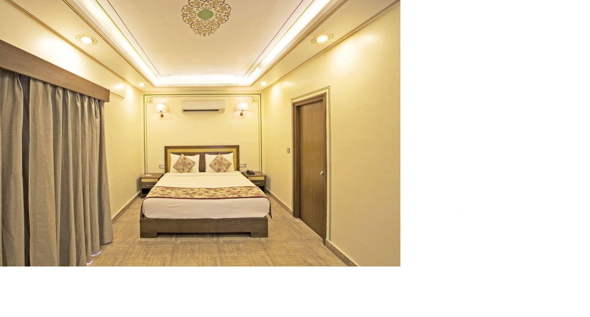 Regenta Resort Vanya Mahal Ranthambore Савай-Мадгопур Екстер'єр фото